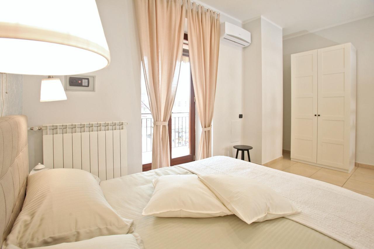 Convitalia Bed and Breakfast Napels Buitenkant foto